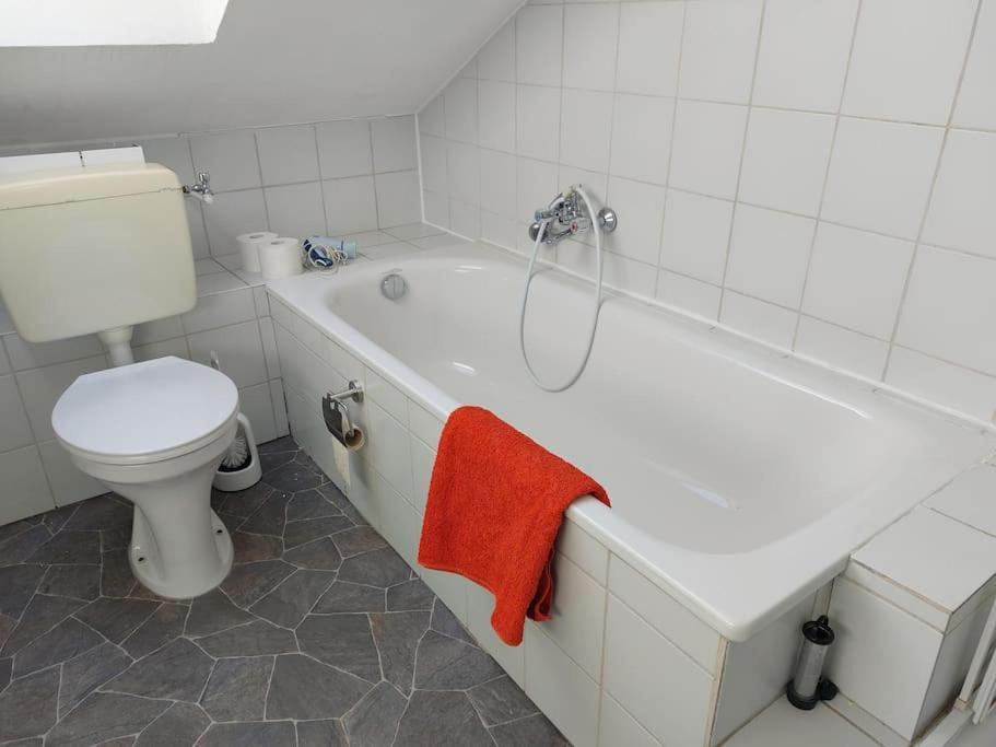 Helle Ruhige Zimmer Zu Vermieten Kassel Ngoại thất bức ảnh